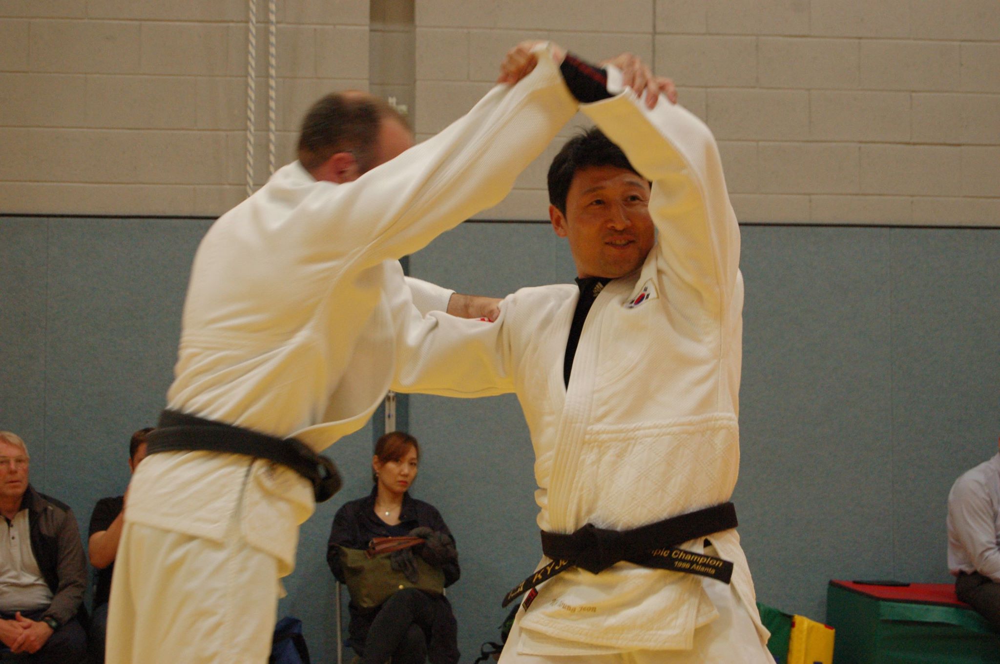 Gordon McCathie and Jeon Ki Young demonstrating judo