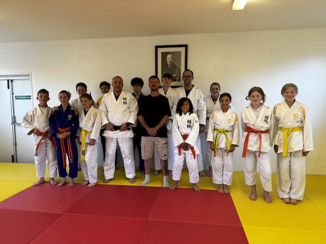 academy group with Iaido master Robert Boyd